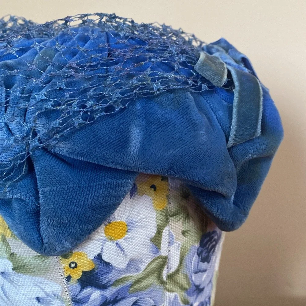 VTG 50’s Blue Velvet Birdcage Veil Bow Hat - Picture 8 of 13
